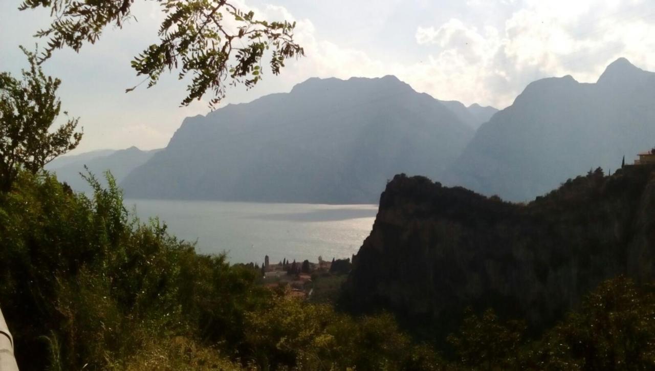 Amarillys Apartment And Rooms In Casaclima Torbole Sul Garda Eksteriør bilde